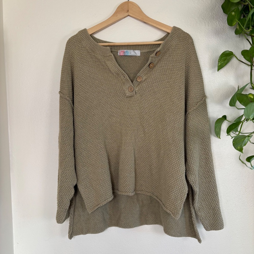 Free people beach green sweater top slouchy boho buttons knitwear XS